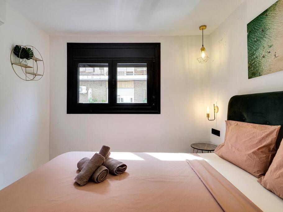Casa Maria Townhouse- Terrace-4 Bedrooms L'Hospitalet de Llobregat Luaran gambar