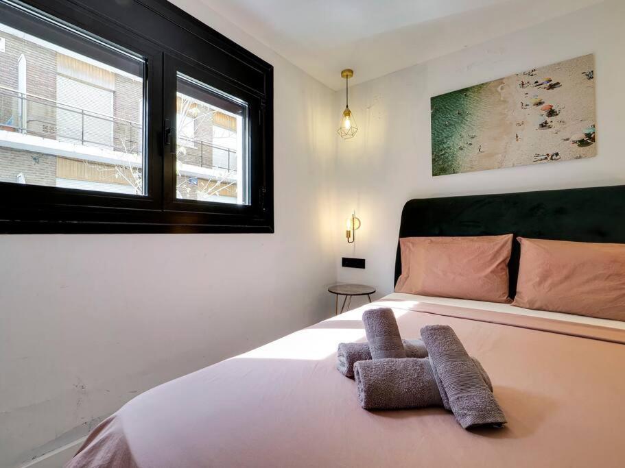 Casa Maria Townhouse- Terrace-4 Bedrooms L'Hospitalet de Llobregat Luaran gambar