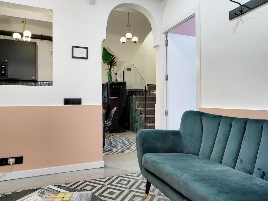 Casa Maria Townhouse- Terrace-4 Bedrooms L'Hospitalet de Llobregat Luaran gambar